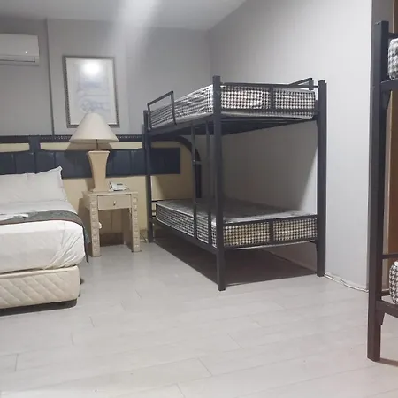 Sever Hotel *
